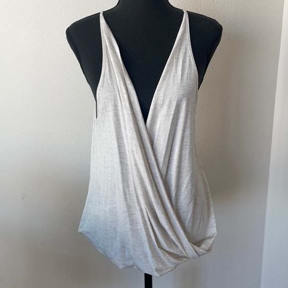 lululemon athletica Tops - Lululemon Tank